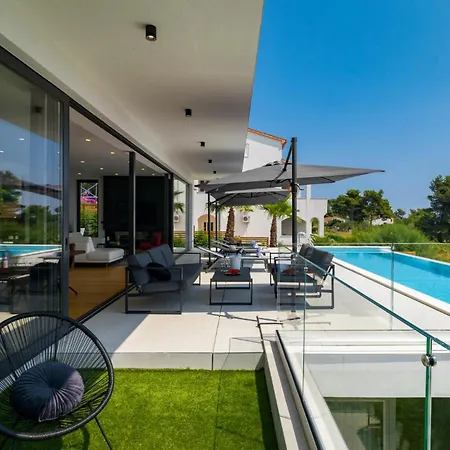 Taboo & - 42 M2 Pool & Wellness