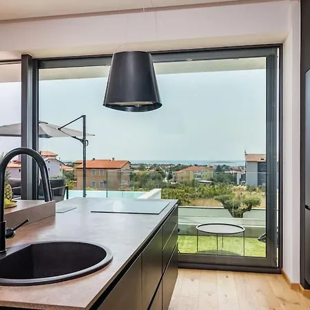 Taboo & - 42 M2 Pool & Wellness * Medulin