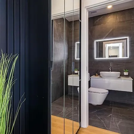 Taboo & - 42 M2 Pool & Wellness