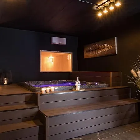 Taboo & - 42 M2 Pool & Wellness 别墅 *