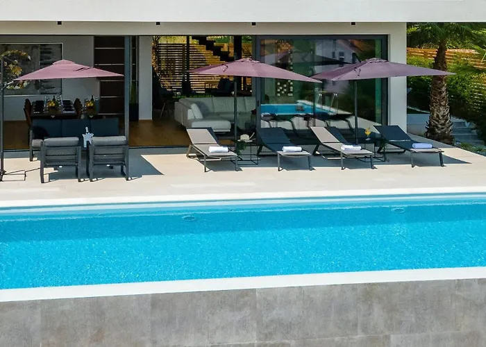 Taboo & - 42 M2 Pool & Wellness Medulin