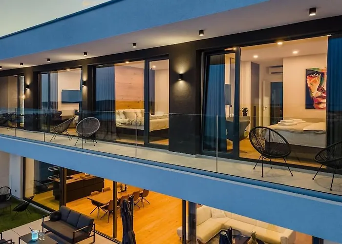Taboo & - 42 M2 Pool & Wellness Villa *
