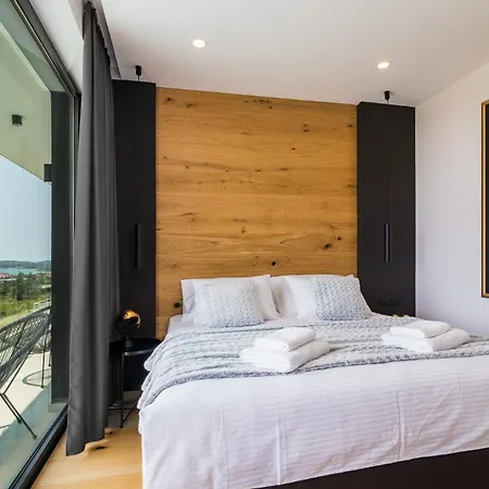 Taboo & - 42 M2 Pool & Wellness Villa Medulin