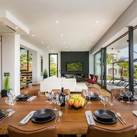 Taboo & - 42 M2 Pool & Wellness * Medulin