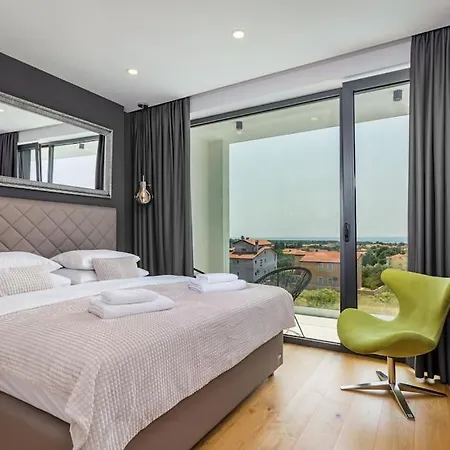 Villa Taboo & - 42 M2 Pool & Wellness Medulin